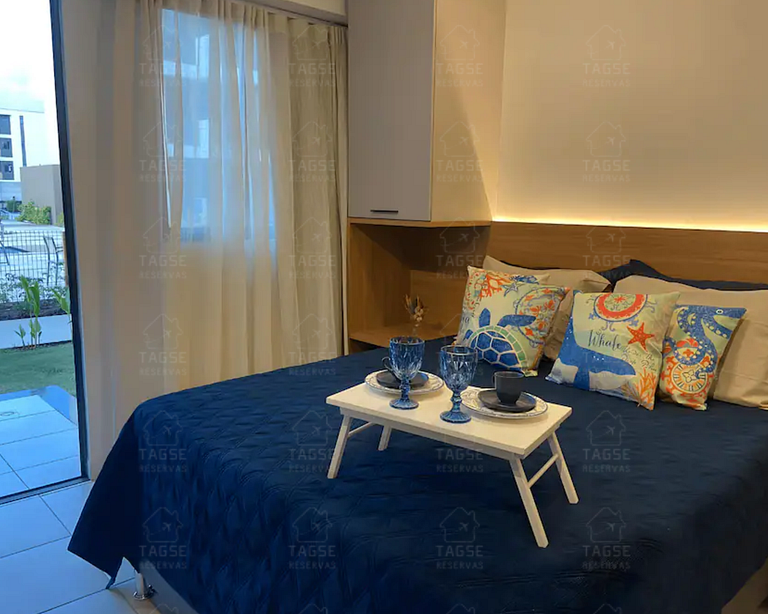 Flat em Muro Alto c/varanda,piscina e self checkin