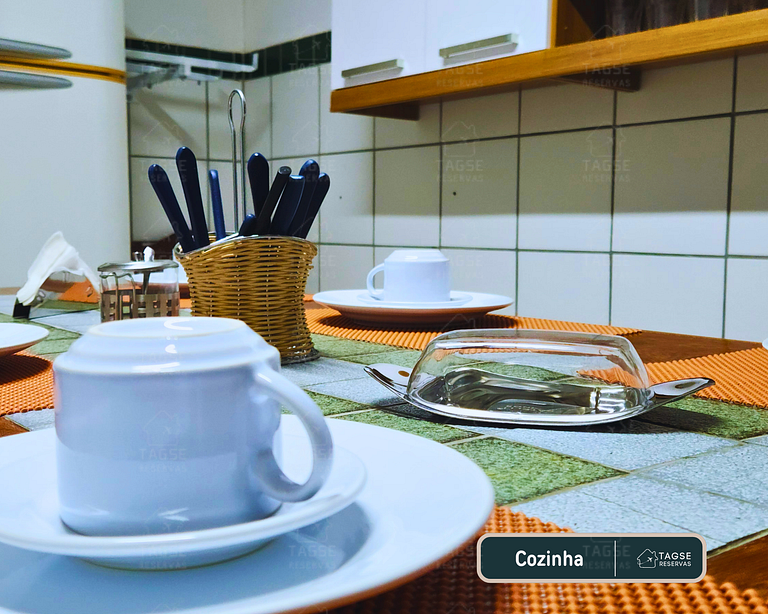 GRA325 | Spacious Retreat with Pool and Barbecue.