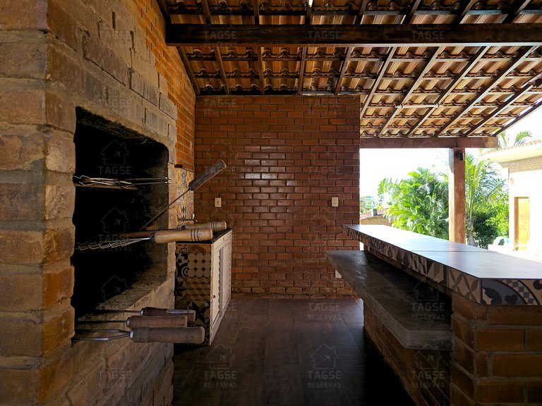 GRA001|Linda Casa com Piscina e 4 suítes