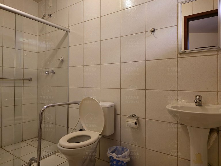 GRA001|Linda Casa com Piscina e 4 suítes