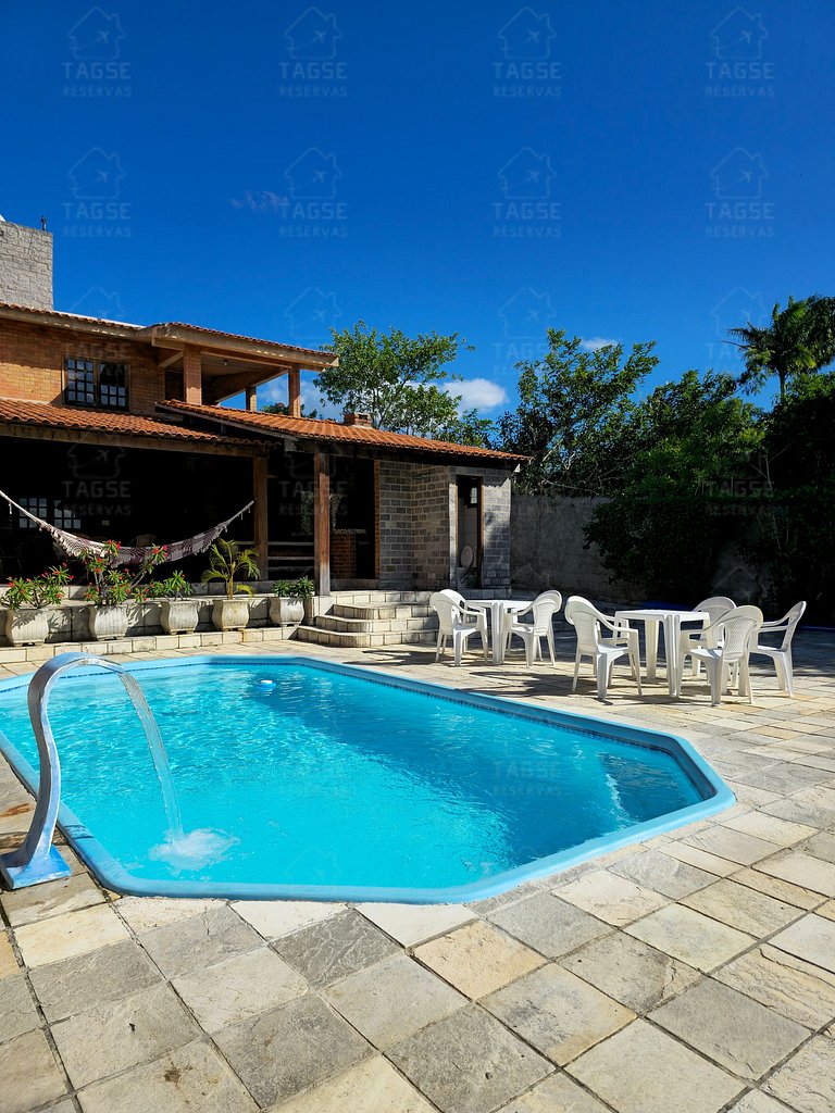 GRA001|Linda Casa com Piscina e 4 suítes