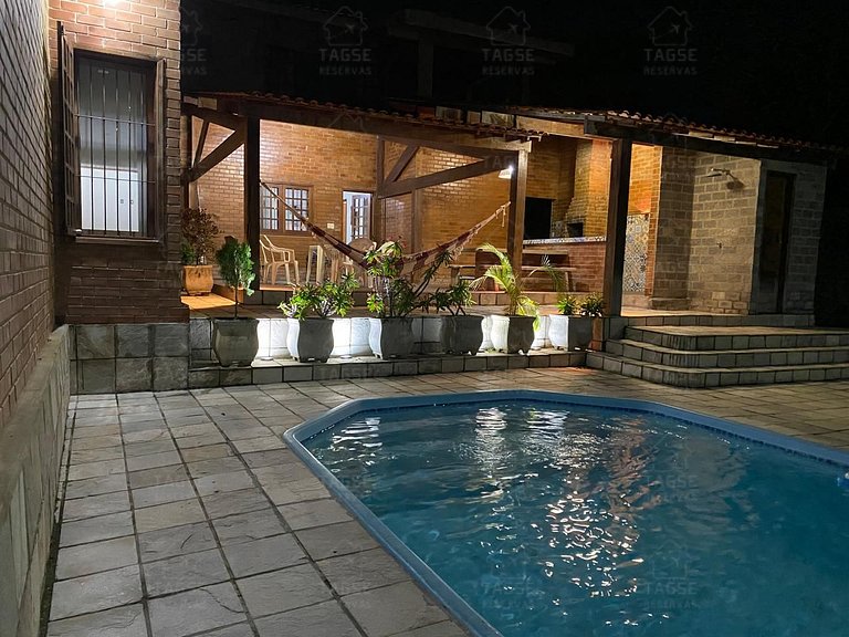GRA001|Linda Casa com Piscina e 4 suítes