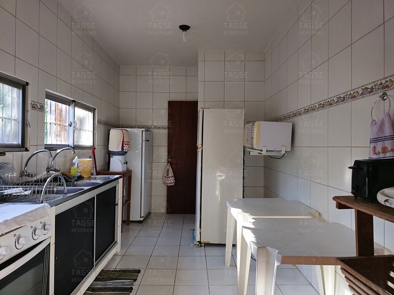 GRA001|Linda Casa com Piscina e 4 suítes