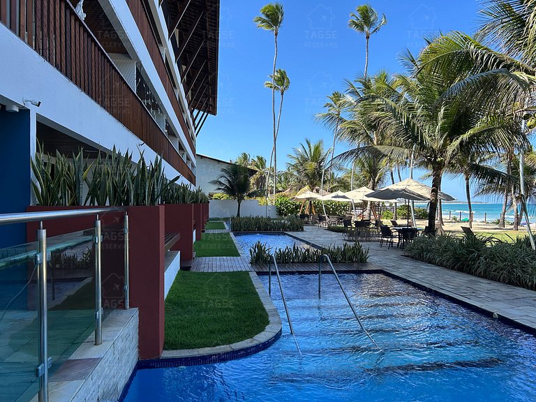 Porto de Galinhas: Beachfront, 2 minutes from the natural po