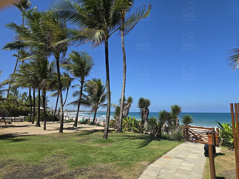 Porto de Galinhas: Beachfront, 2 minutes from the natural po