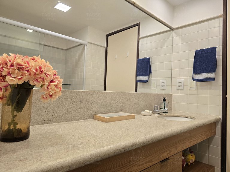 Porto de Galinhas: pé na areia, 2min das piscinas