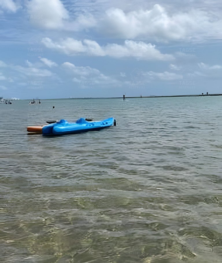 Pé na Areia, Piscinas e Mar com Piscinas Naturais